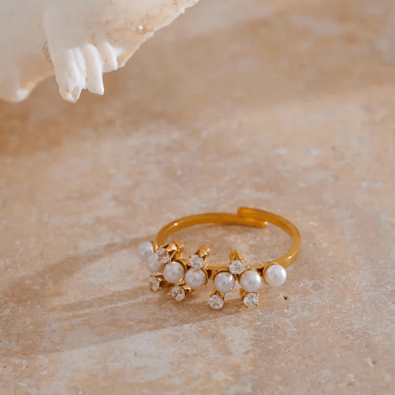 Anel Ajustável com Pérolas - DELICATTA