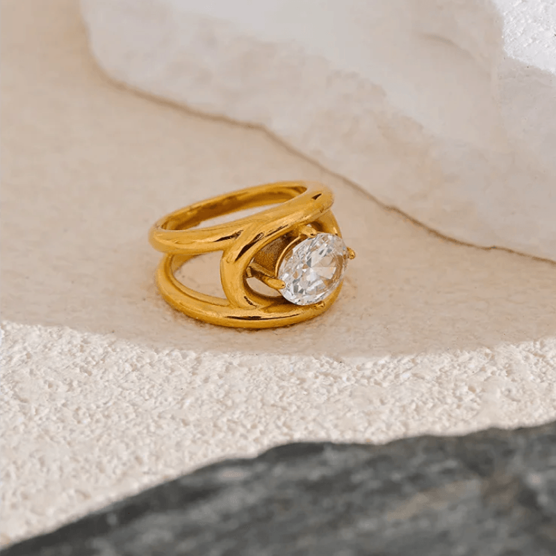 Anel Dividido com Zircônia Central- DELICATTA