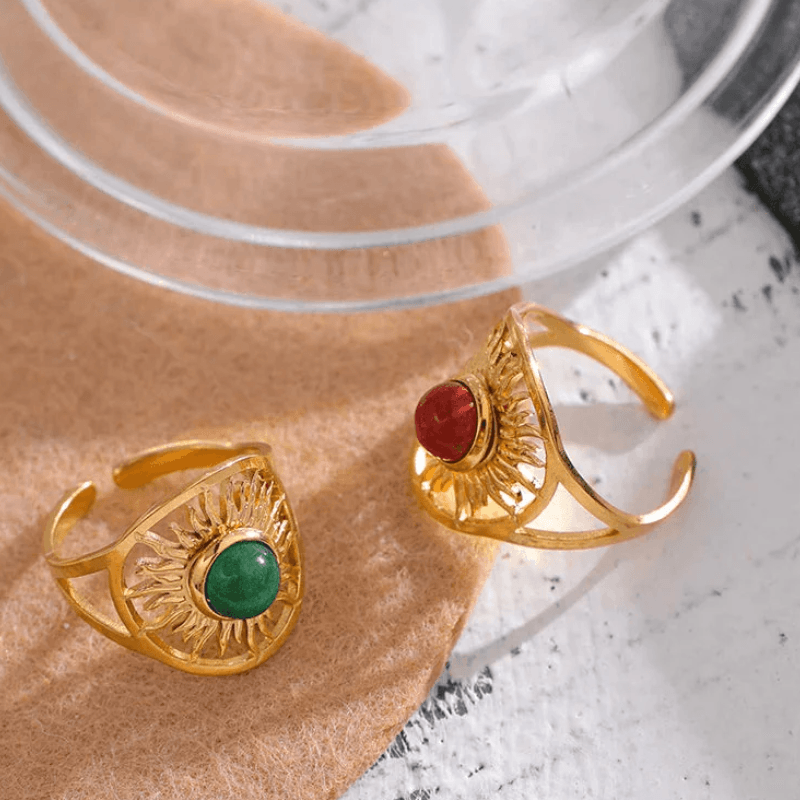 Anel Regulável com Pedra Central - DELICATTA