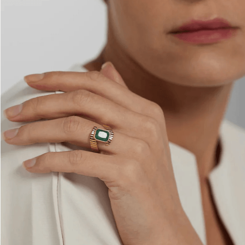 Anel com Cortes Geométricos e Apatita Azul - DELICATTA